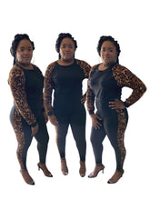 Load image into Gallery viewer, Sheeba Leopard Striped 2-Piece Set
